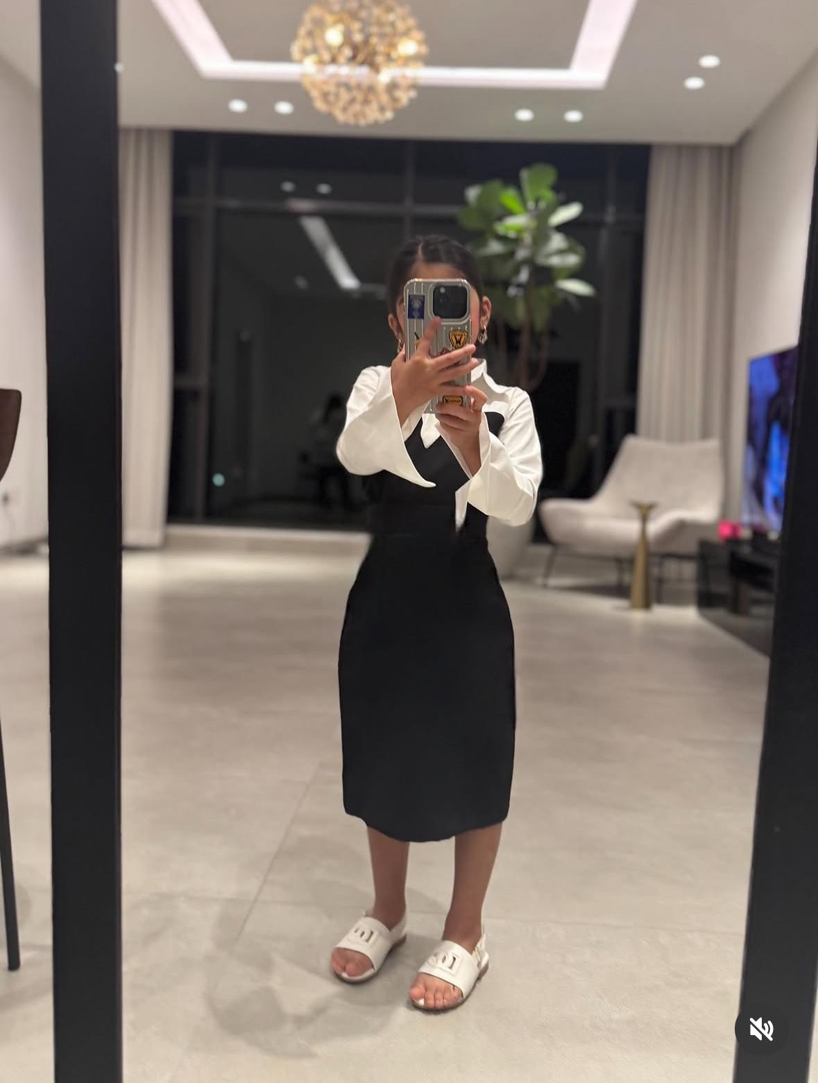 Black Dress Black Dress